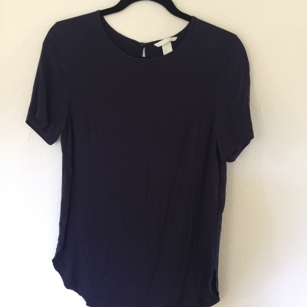 NWT H&M blouse. Size 8. Color dark blue.